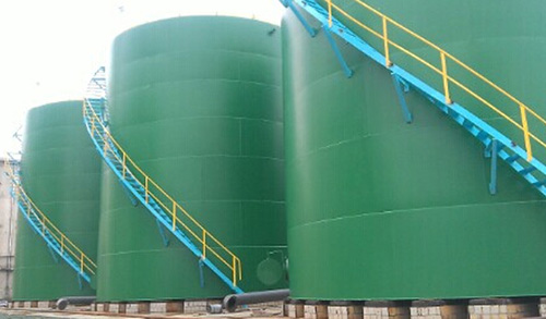 化工罐體球罐內(nèi)壁聚脲噴涂防腐(圖1) 化工罐體球罐內(nèi)壁聚脲噴涂防腐